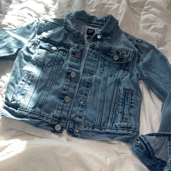 Gap Jean jacket - Picture 1 of 3